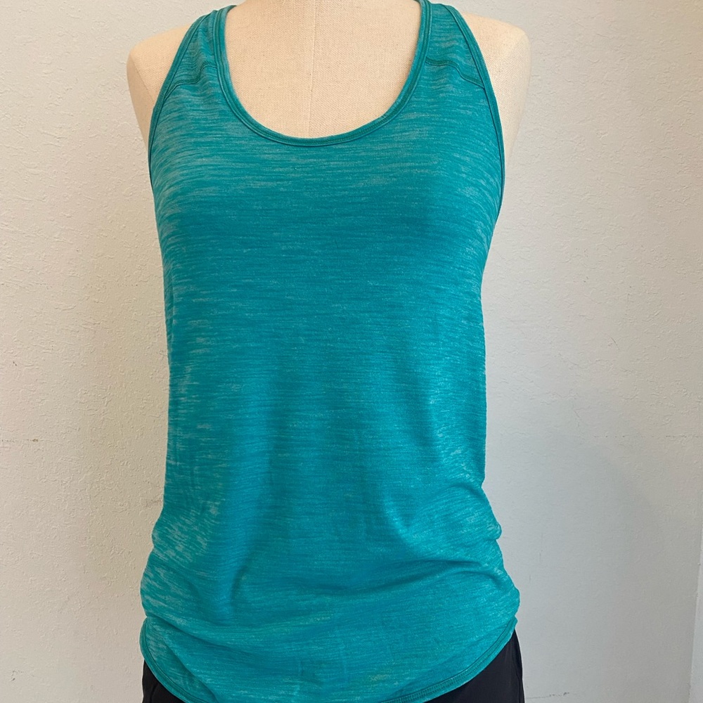 Lululemon Essential Tank